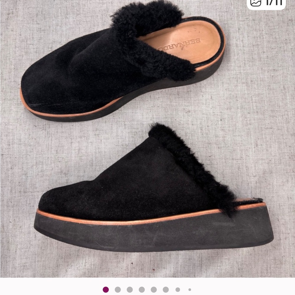 Bernardo Phoebe Shearling Clogs Black Suede Platform Slides Mules Shoes Size 7